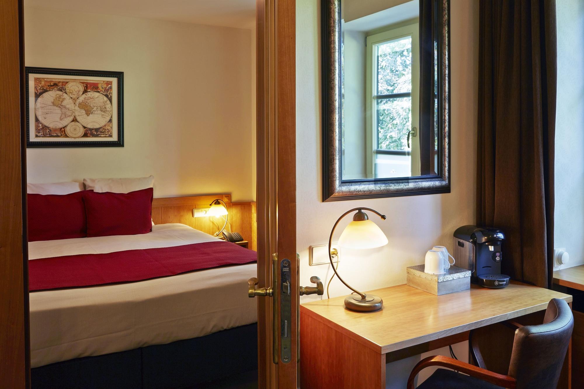 Parkhotel Mastbosch Бреда Екстериор снимка